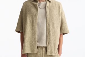 SHORT SLEEVE TEXTURED SHIRT