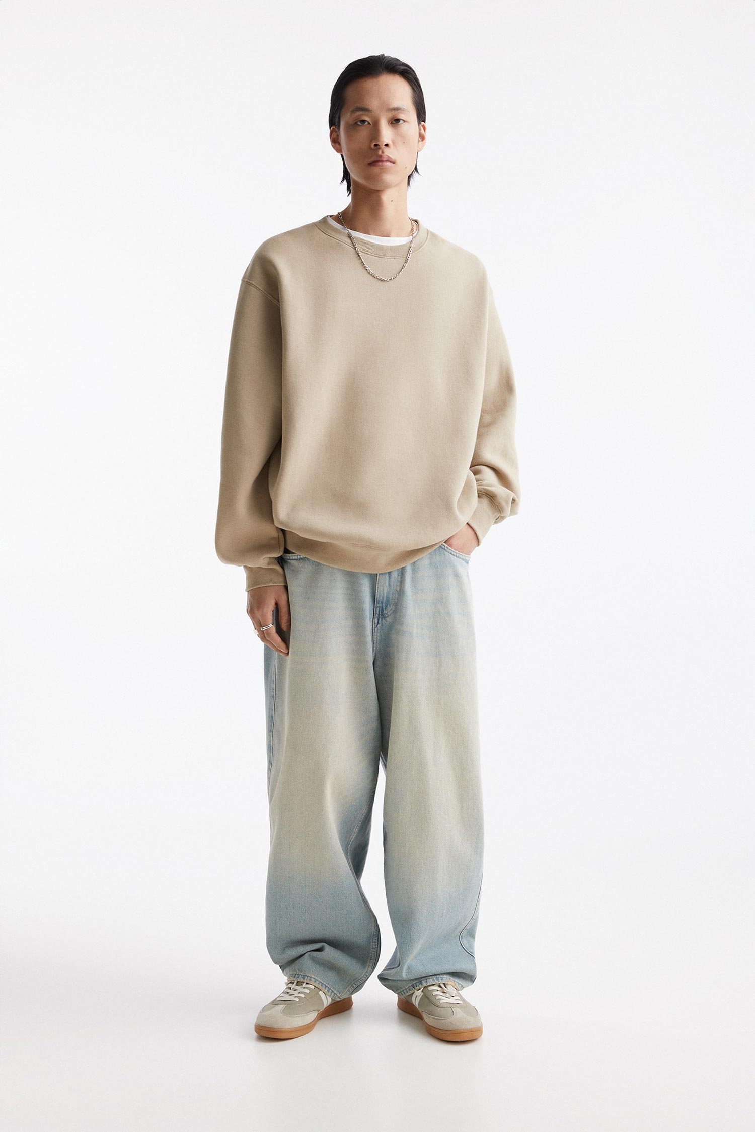 BASIC CREW NECK SWEATSHIRT - Image 3